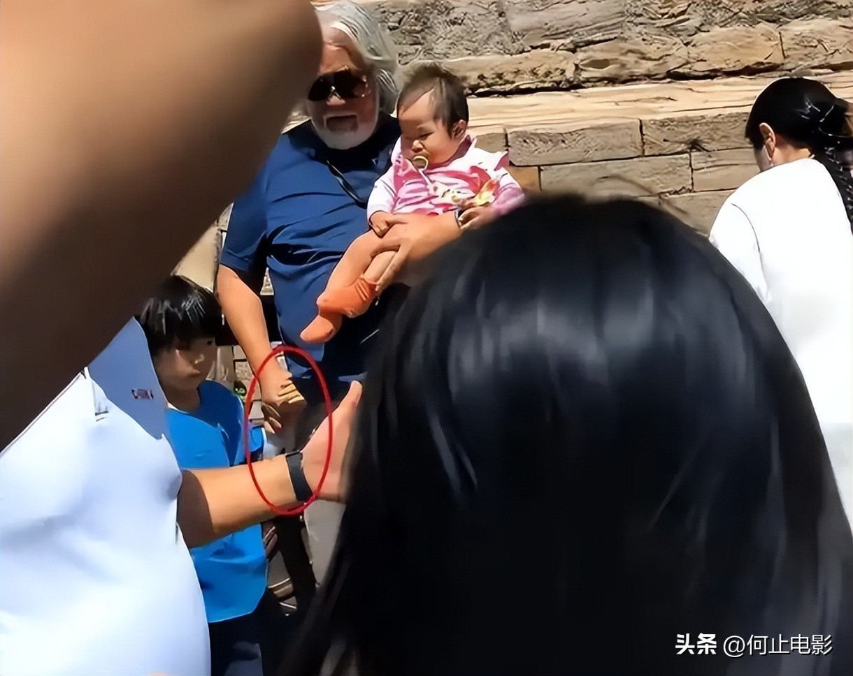 _汪峰前妻齐丹近况曝光_沈冰近况凸点照曝光