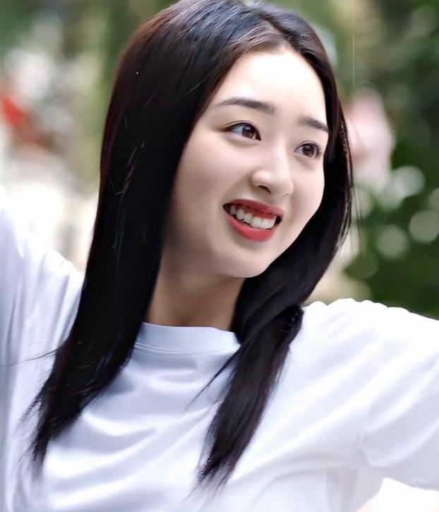 _开心麻花新剧刚开播，网友差评一片，男主表情浮夸，刘琳也带不动_开心麻花新剧刚开播，网友差评一片，男主表情浮夸，刘琳也带不动