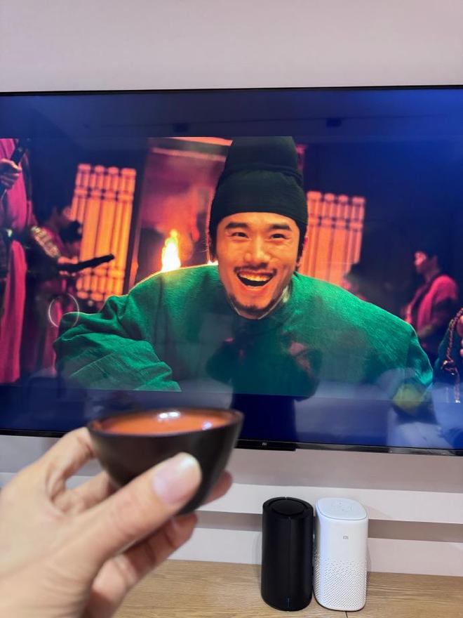 众星发文告别《太平年》，全员举杯共饮热酒，酒杯五花八门亮了__众星发文告别《太平年》，全员举杯共饮热酒，酒杯五花八门亮了