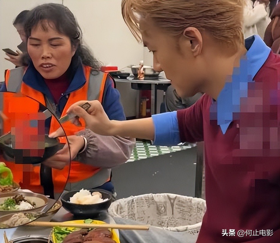 欧阳娜娜秒懂百科__欧阳娜娜言论争议