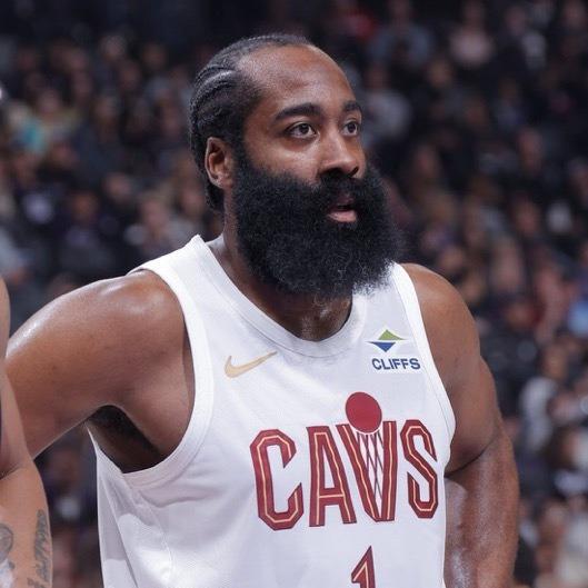 詹姆士哈登__哈登碰瓷詹皇