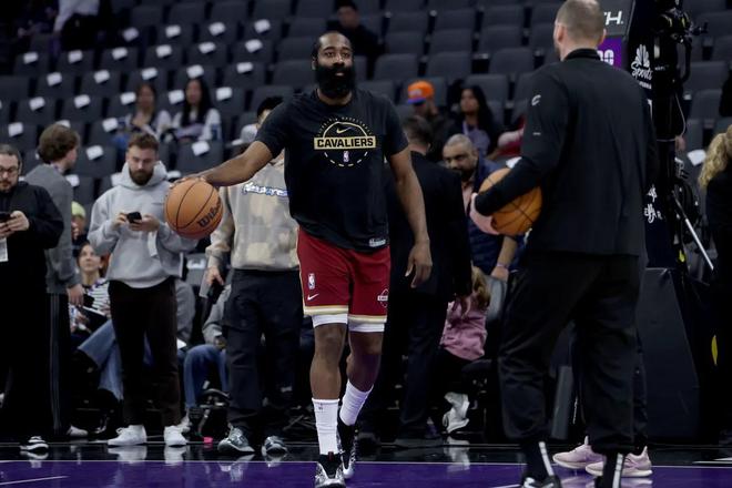 米切尔1和哈登3哪个性能好__哈登4和米切尔2那个实战更好