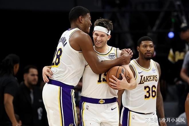 _nba老詹_老詹湖人夺冠图片