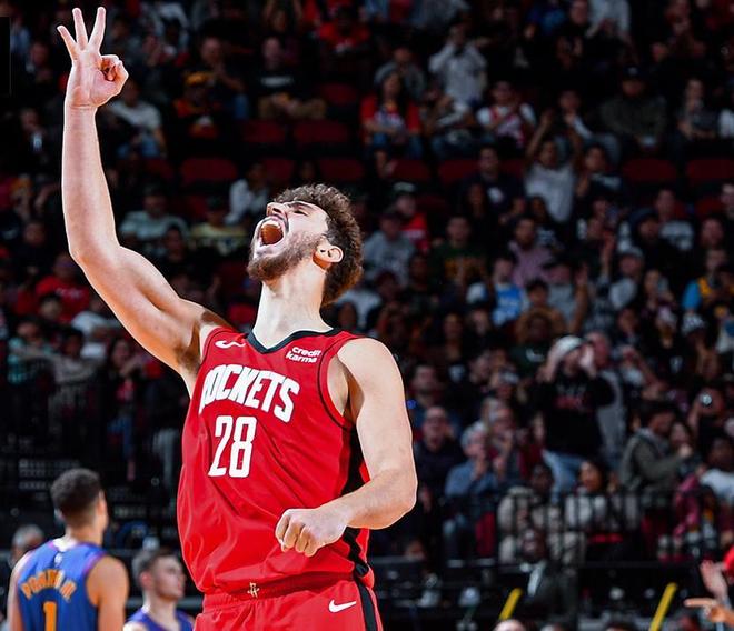 _火箭新秀申京视频_火箭申京