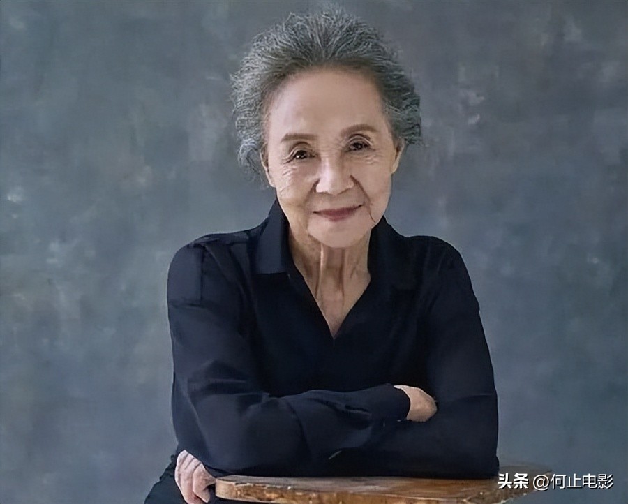 闺女火锅__网友偶遇靳东吃火锅