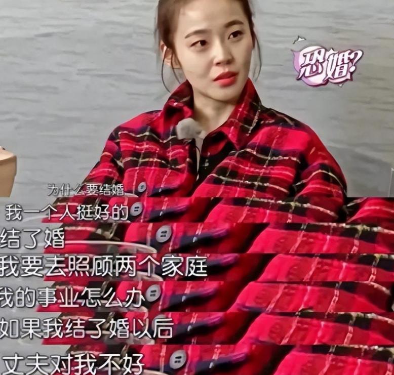 善恶终有报！喊舅舅“爸”，拒认亲爹却帮继父求婚 她的人生太狗血_善恶终有报！喊舅舅“爸”，拒认亲爹却帮继父求婚 她的人生太狗血_