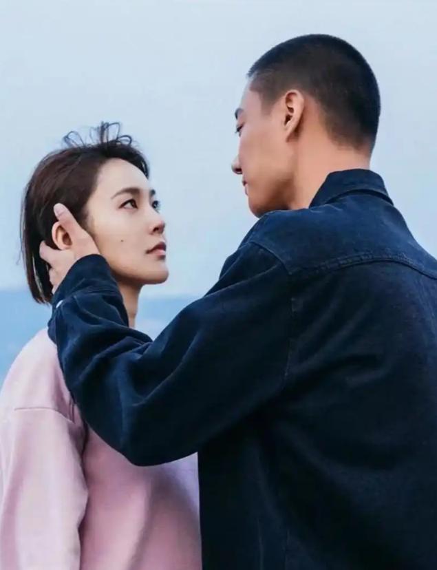 善恶终有报！喊舅舅“爸”，拒认亲爹却帮继父求婚 她的人生太狗血__善恶终有报！喊舅舅“爸”，拒认亲爹却帮继父求婚 她的人生太狗血