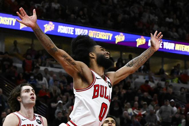 火箭未引援！休赛期可追2位巨星？斯通保留筹码，无愧顶级总经理_火箭未引援！休赛期可追2位巨星？斯通保留筹码，无愧顶级总经理_