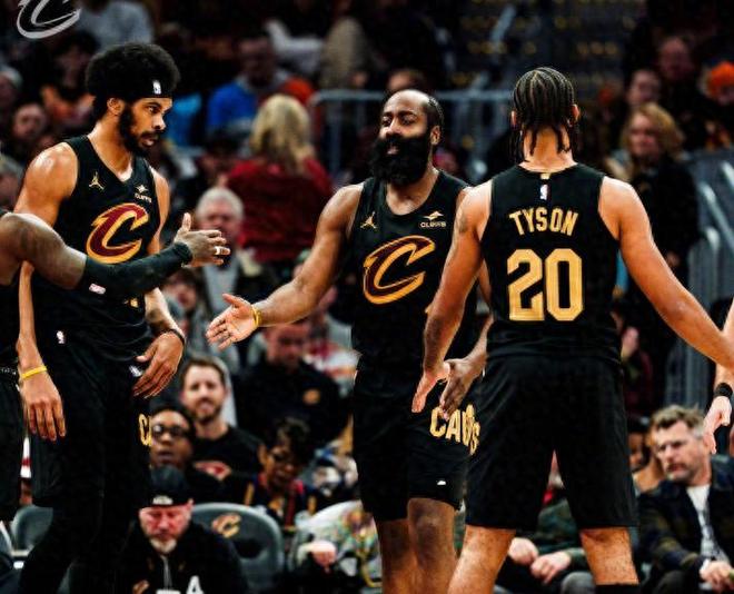 场均19+5+8！骑士东部第一，哈登影响力真大，阿特金森也摊牌了__场均19+5+8！骑士东部第一，哈登影响力真大，阿特金森也摊牌了