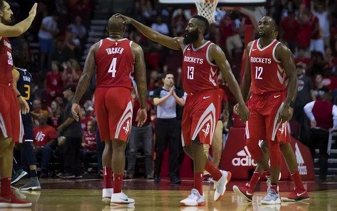 火箭致敬保罗视频__再见保罗！火箭官方动情发声，队记谈哈登很无奈，你本可大圆满啊