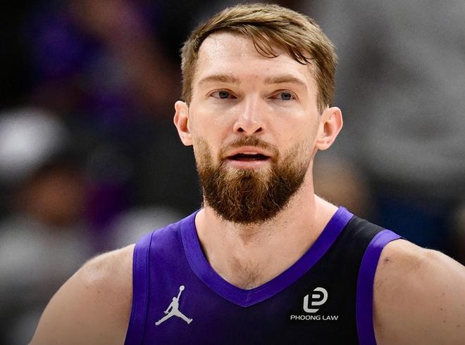 2年9497万美金！3年1.47亿美金！双巨头赛季报销，国王不配状元签__2年9497万美金！3年1.47亿美金！双巨头赛季报销，国王不配状元签