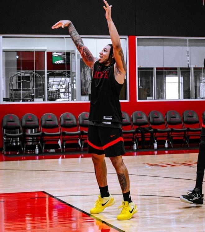 火箭转会__火箭宣布转正豪斯