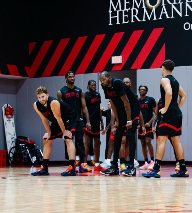 _火箭转会_火箭宣布转正豪斯