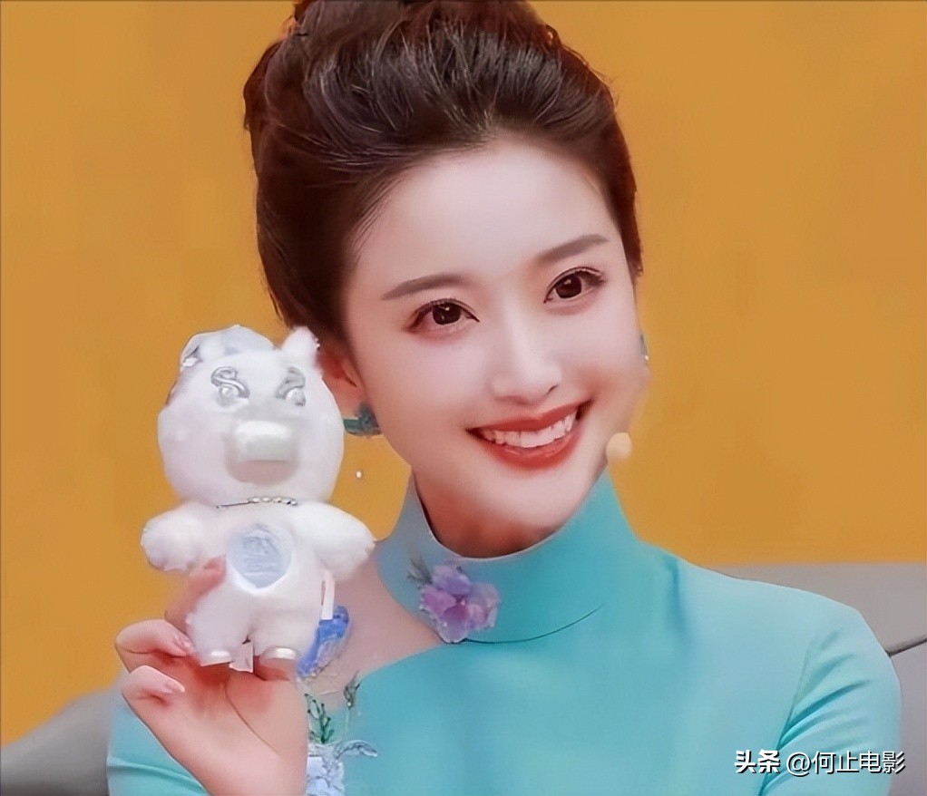 万万没想到刘心悦已经39岁,比龙洋还大2岁,被誉为董卿接班__万万没想到刘心悦已经39岁,比龙洋还大2岁,被誉为董卿接班