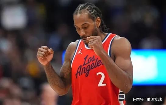 杜兰特和詹姆斯生涯场均得分__詹姆斯队杜兰特队阵容