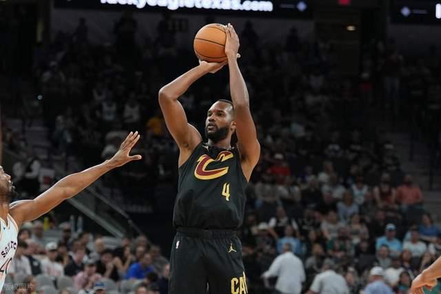 骑士重大利好!莫布利伤缺7场后复出,首次搭档哈登剑指6连胜_骑士重大利好!莫布利伤缺7场后复出,首次搭档哈登剑指6连胜_