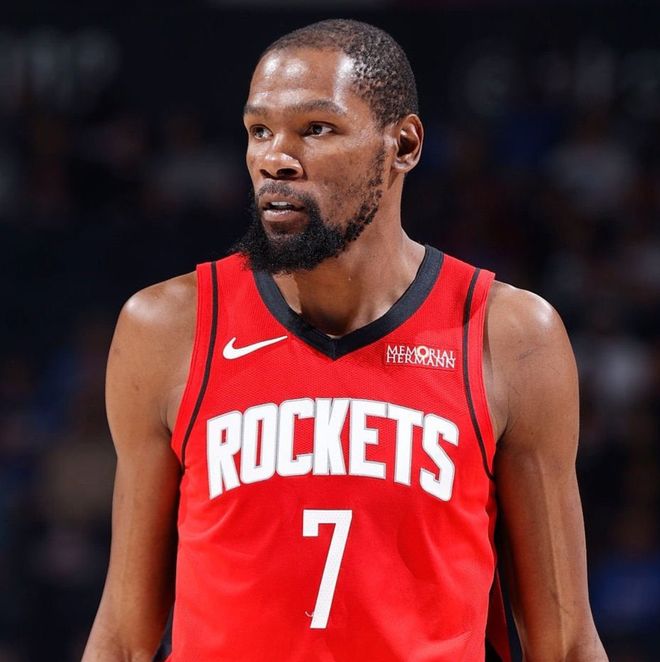 乔丹与乌布雷的故事__李娜回应改国籍风波官方已辟谣