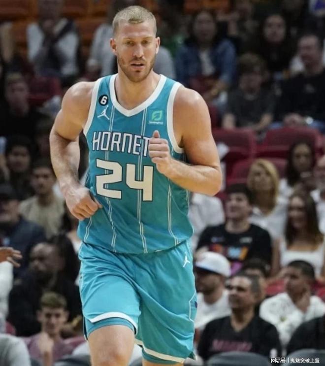 ac米兰中锋_nba中锋米勒_