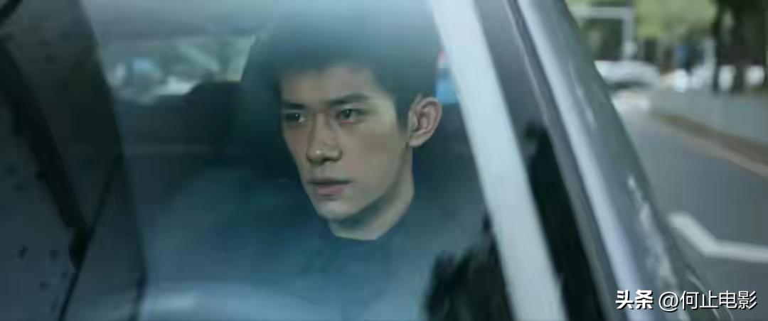全是反转！看完《惊蛰无声》 我说:当代谍战片大门 被张艺谋踹烂了_全是反转！看完《惊蛰无声》 我说:当代谍战片大门 被张艺谋踹烂了_