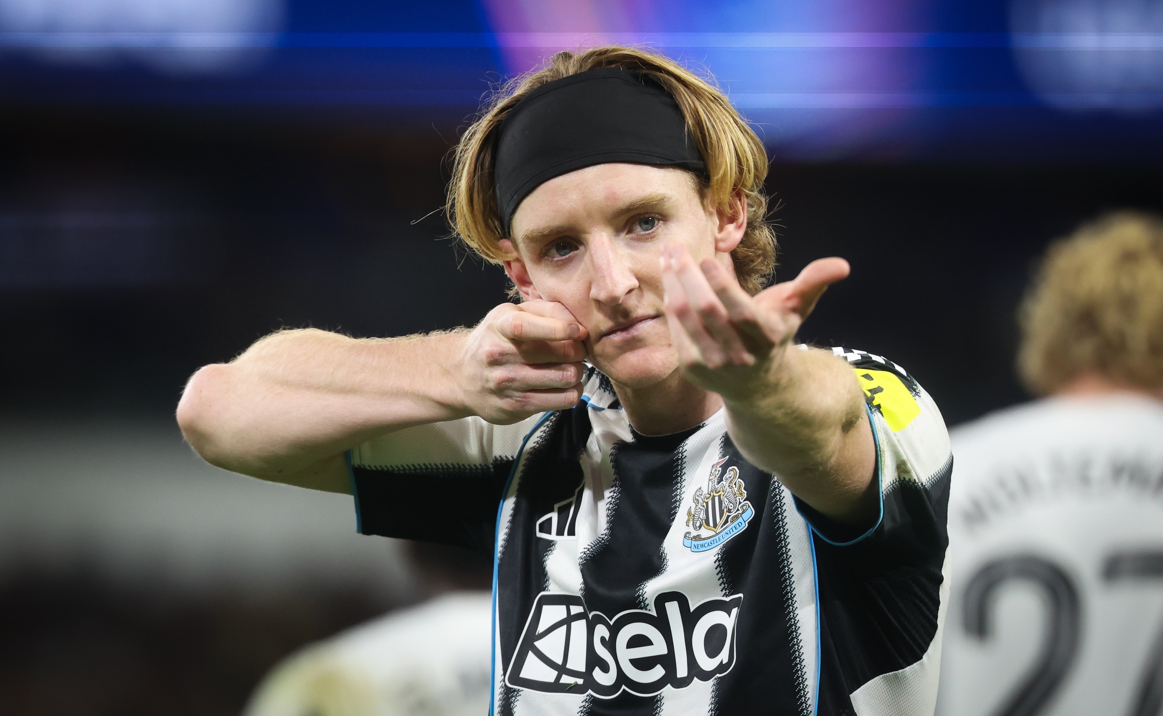 早报：一夜无事，今晚五大联赛战火再燃_早报：一夜无事，今晚五大联赛战火再燃_