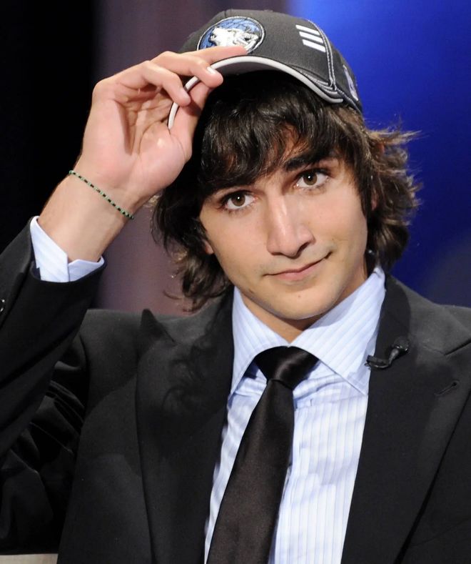 尼克斯中锋库里__库里成名之战尼克斯是哪一场