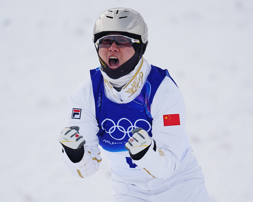 王心迪挥拳庆祝