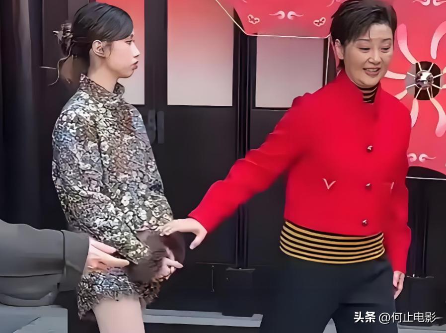 _冯小刚豪宅选女_冯小刚豪宅选角