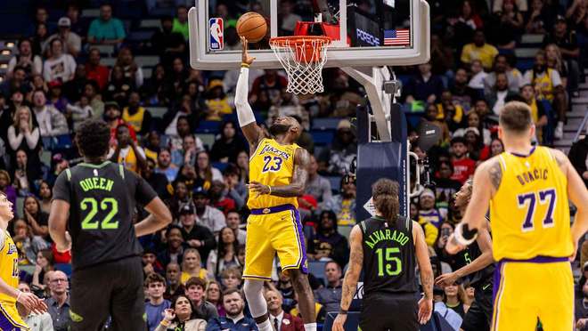 _詹姆斯伤停湖人战绩_湖人詹姆斯伤势