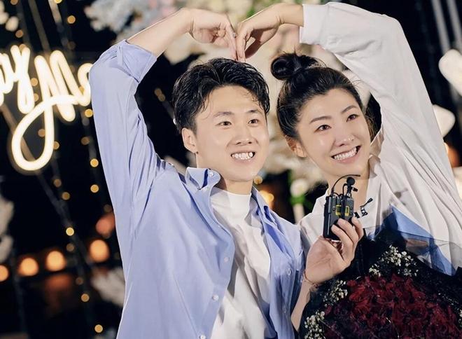 甜宠姐弟恋文__镜音双子姐弟恋甜文