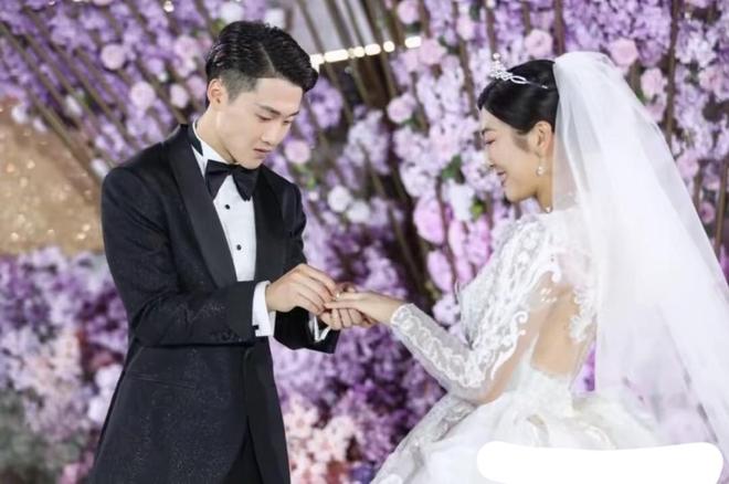 甜宠姐弟恋文_镜音双子姐弟恋甜文_