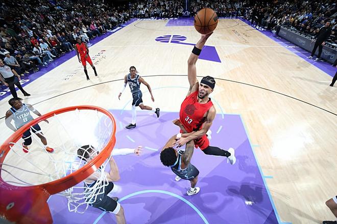 _攻防两端都被掘金各种打爆，开拓者锋线大将突然打出了灾难级表现_攻防两端都被掘金各种打爆，开拓者锋线大将突然打出了灾难级表现