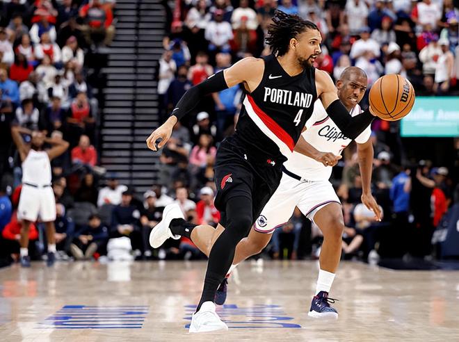 进攻人盯人防守__防守低位进攻