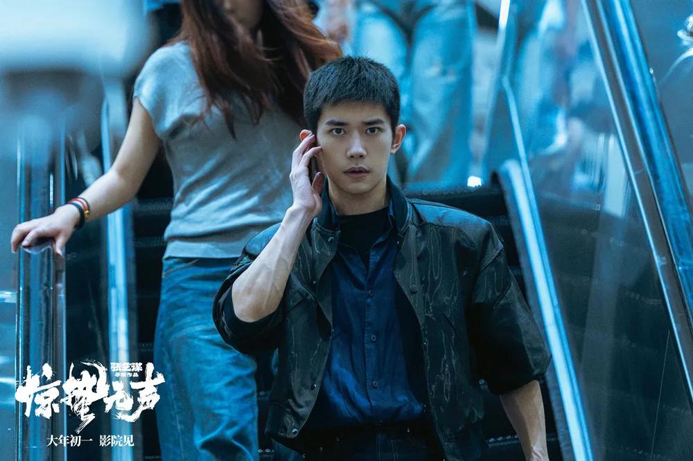 _贺岁大电影燃爆春节档_春节三亚旅游省钱攻略