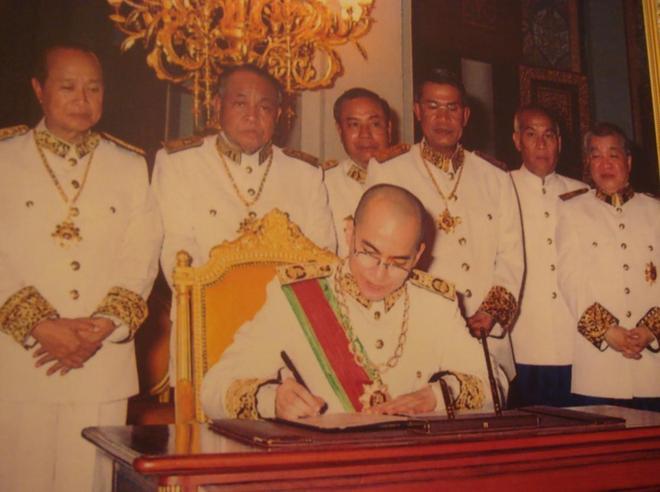 _老无所依电影最后钱_男命妻宫两硬无刑的意思