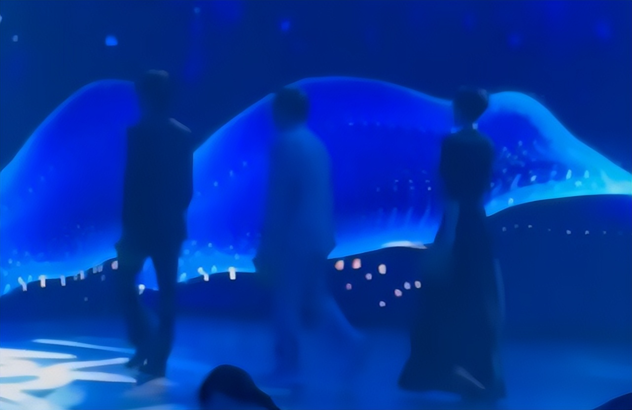 _章子怡扔东西_章子怡摔鞋子