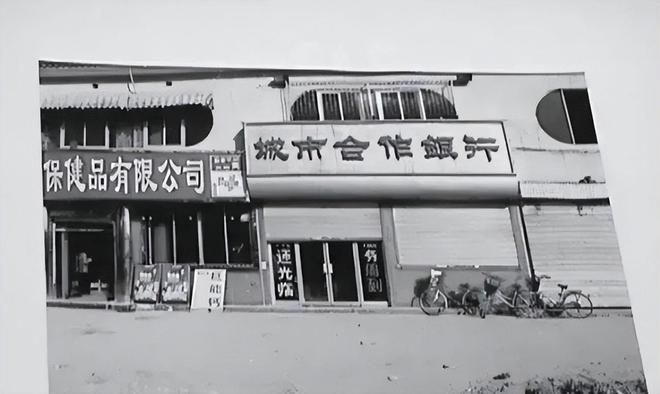 _加拿大男子娶27妻生145娃_娶25妻生145娃