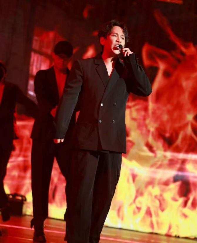 抛妻弃孩__抛妻弃子娶公主