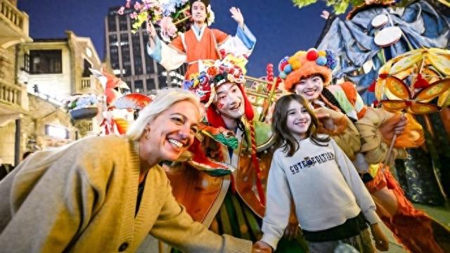 春节假期上海线上线下消费增长12.8%，逾390万人次参与有奖发票活动_春节假期上海线上线下消费增长12.8%，逾390万人次参与有奖发票活动_