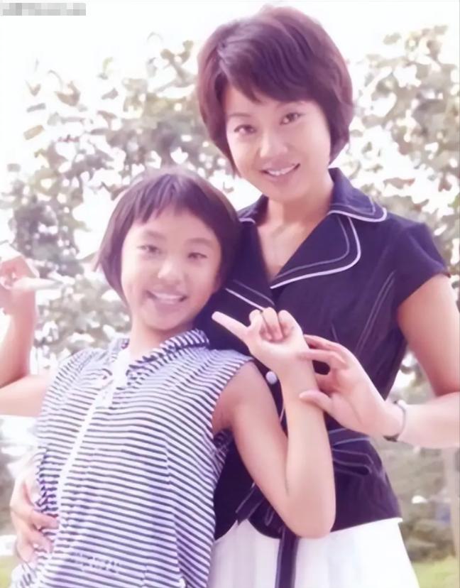 _宝强离婚马蓉净身出户几率小_离婚净身出户协议书