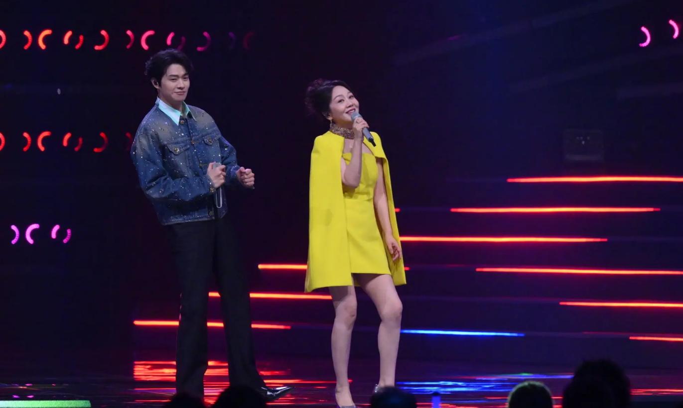 离婚净身出户协议书_宝强离婚马蓉净身出户几率小_