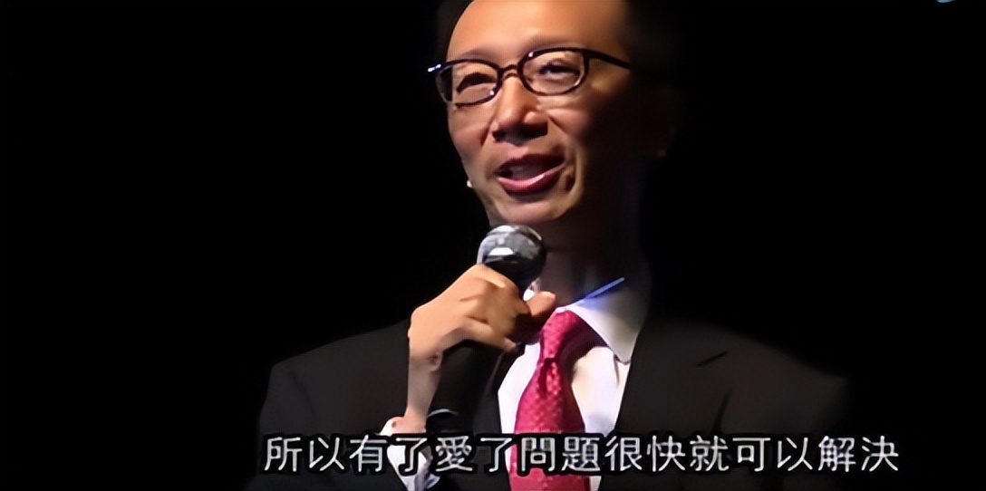 出轨、净身出户?这次,74岁的梁锦松,终究在伏明霞身上栽了跟头__出轨、净身出户?这次,74岁的梁锦松,终究在伏明霞身上栽了跟头