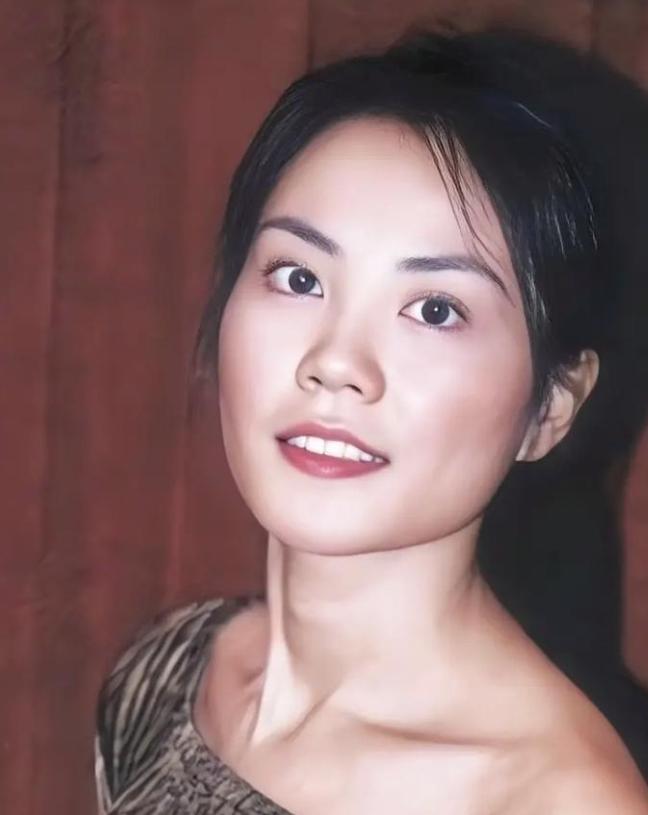 谢霆锋原谅张柏芝采访_谢霆锋怼记者张柏芝_