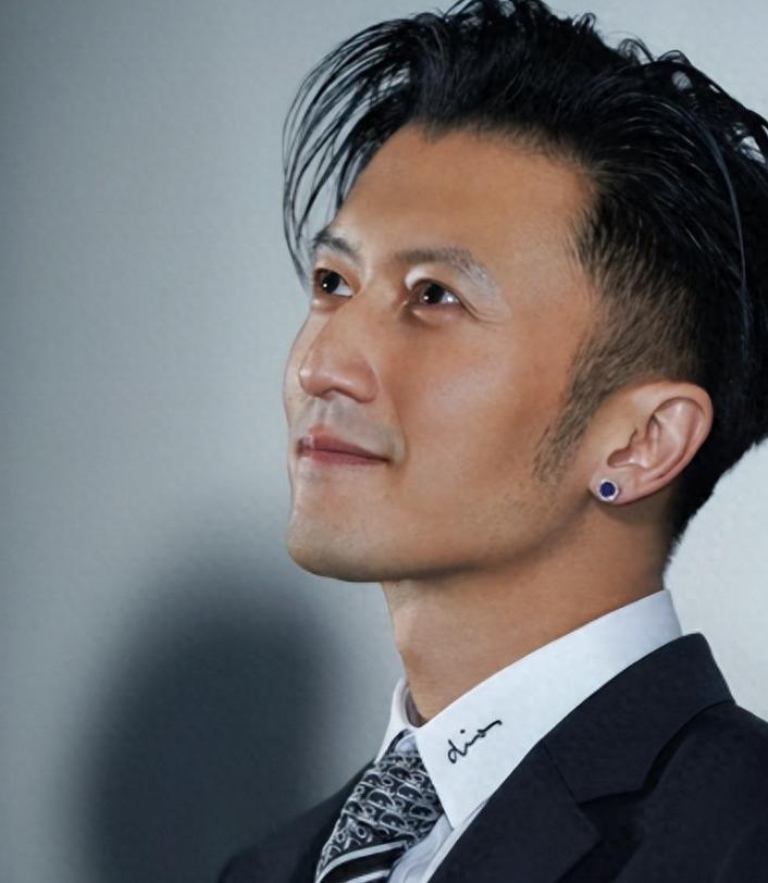 _谢霆锋怼记者张柏芝_谢霆锋原谅张柏芝采访