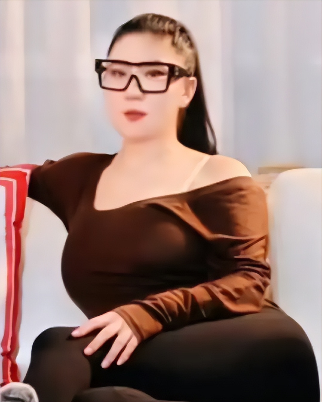 谢霆锋怼记者张柏芝__谢霆锋原谅张柏芝采访