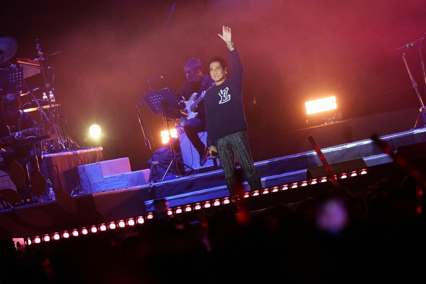 _“风采依旧·在”的齐豫,重新定义了“偶像”_“风采依旧·在”的齐豫,重新定义了“偶像”