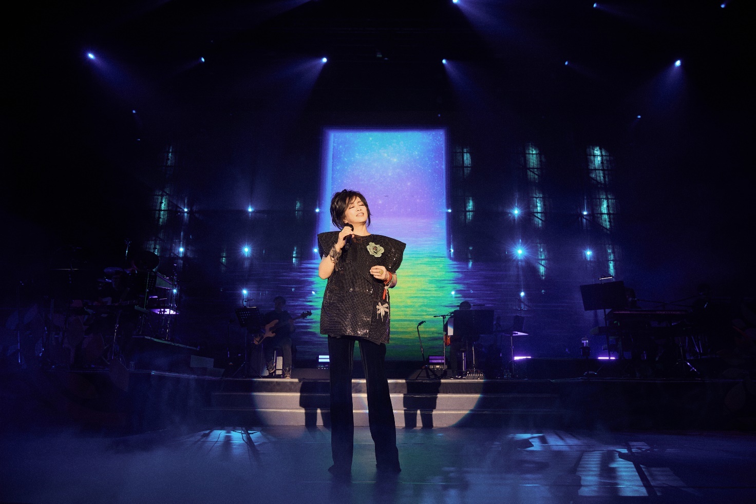 _“风采依旧·在”的齐豫,重新定义了“偶像”_“风采依旧·在”的齐豫,重新定义了“偶像”