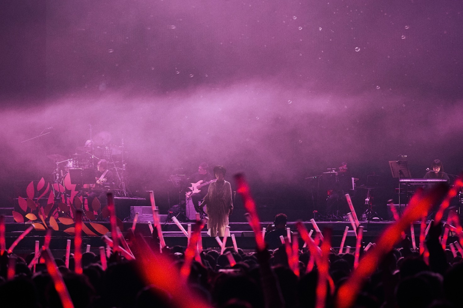 _“风采依旧·在”的齐豫,重新定义了“偶像”_“风采依旧·在”的齐豫,重新定义了“偶像”