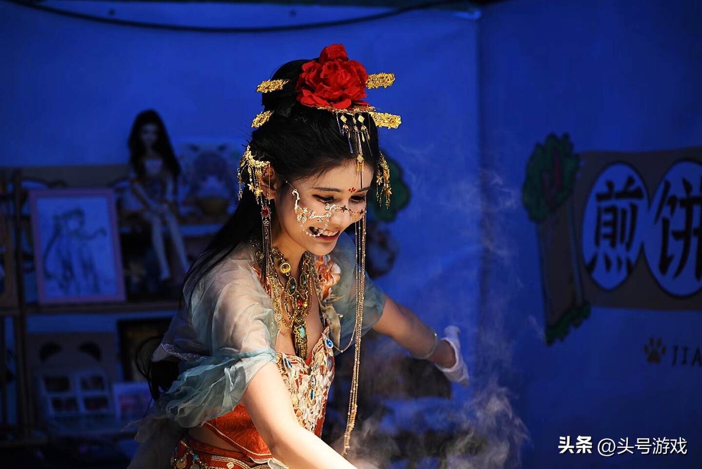 _摊煎饼大妈月入三万_美女卖煎饼