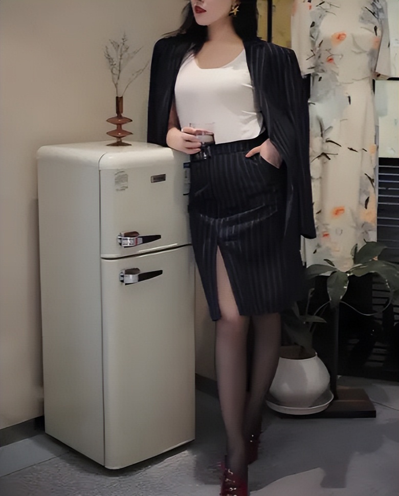 中老年大姐极品图片__一醉贪欢诱宠鲜妻生个娃