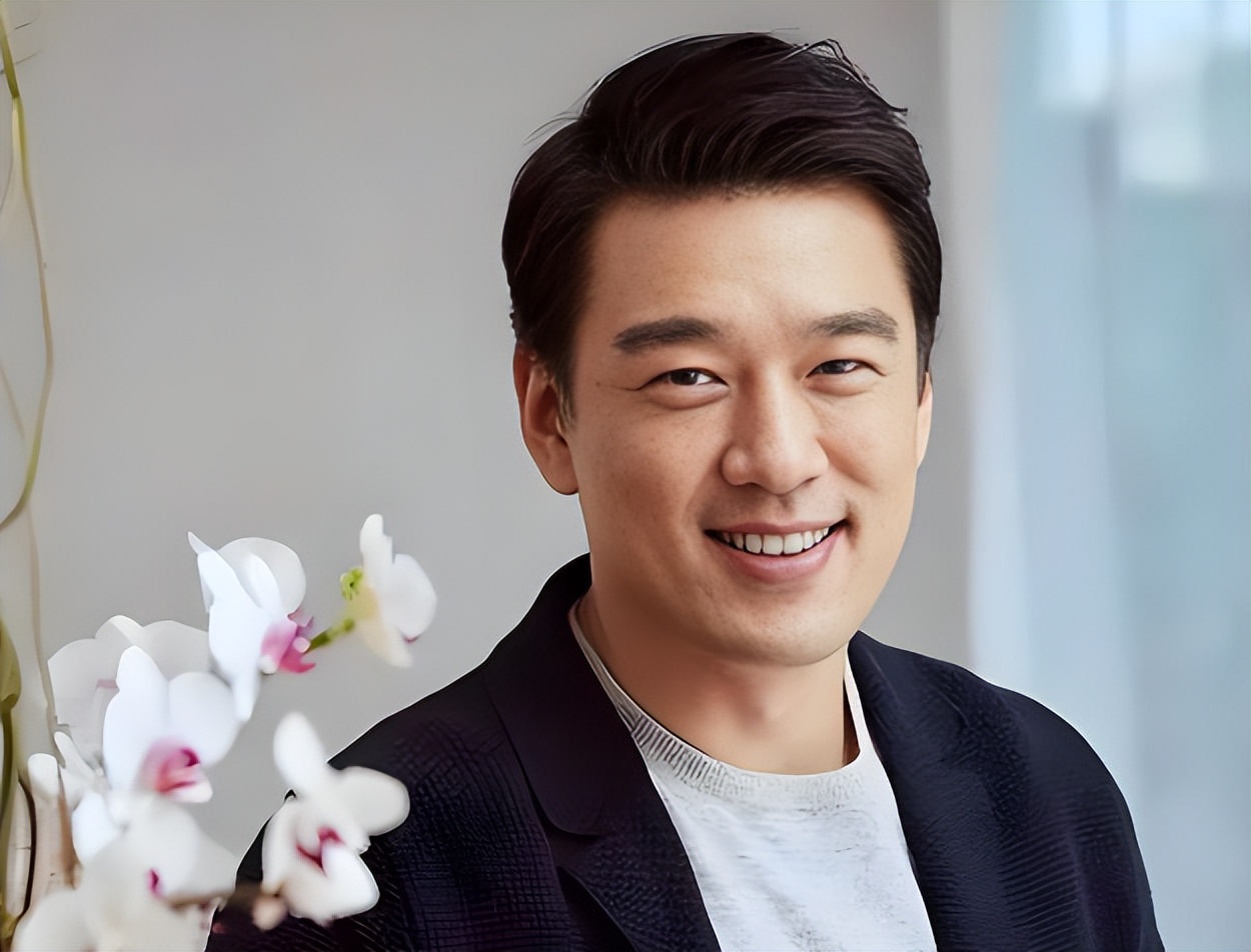 _这个“霸总”活该火！_这个“霸总”活该火！